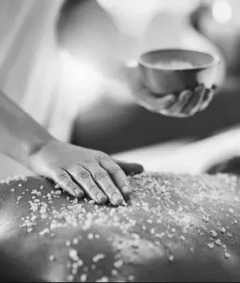 Ocean Breeze Refreshing Scrub For Couples | 45 Minutes