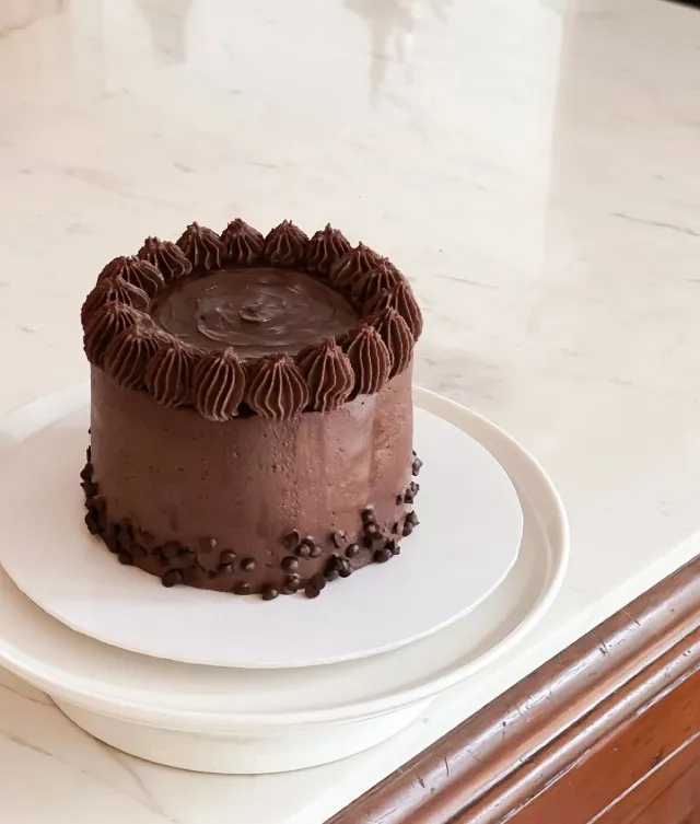 Choc Chip Cake | 1kg -  