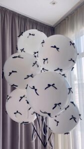 Create a memorable balloon arrangement for your special occasion! 7 latex balloons with bows Color theme can be customized