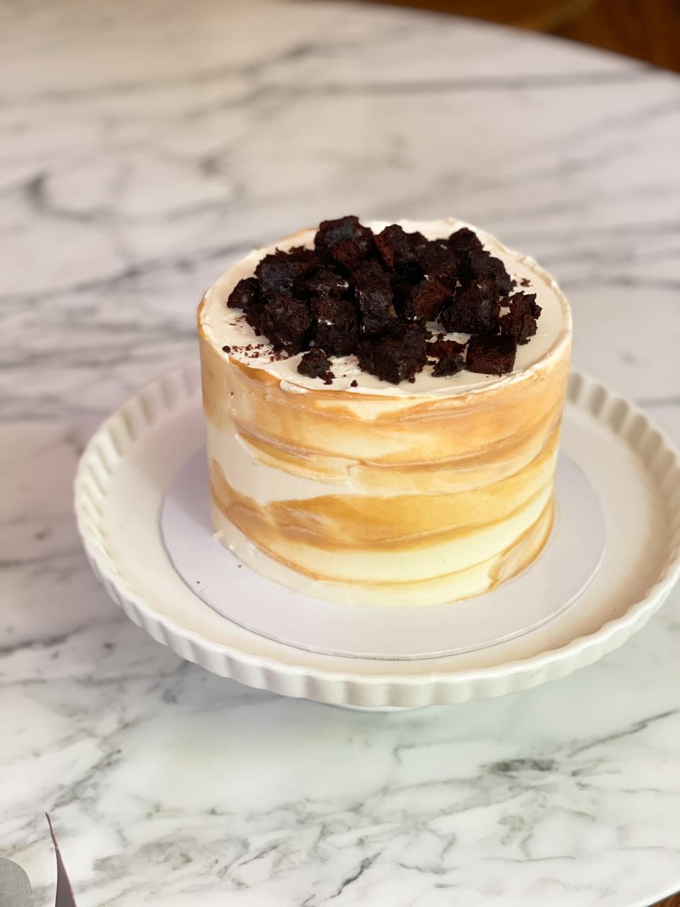 Avery | Vanilla Salted Caramel Cake with Fudgy Bits |1.3kg -  