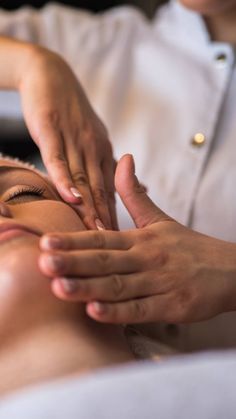 The Esthemax Glow Facial | 60 minutes